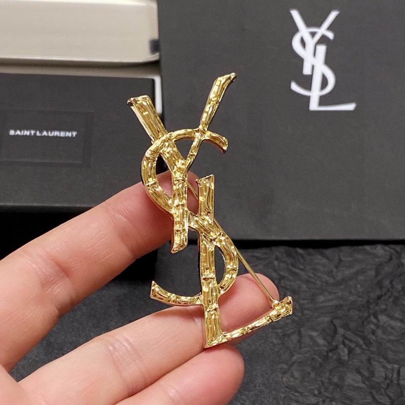 YSL Brooch 9lyr5
